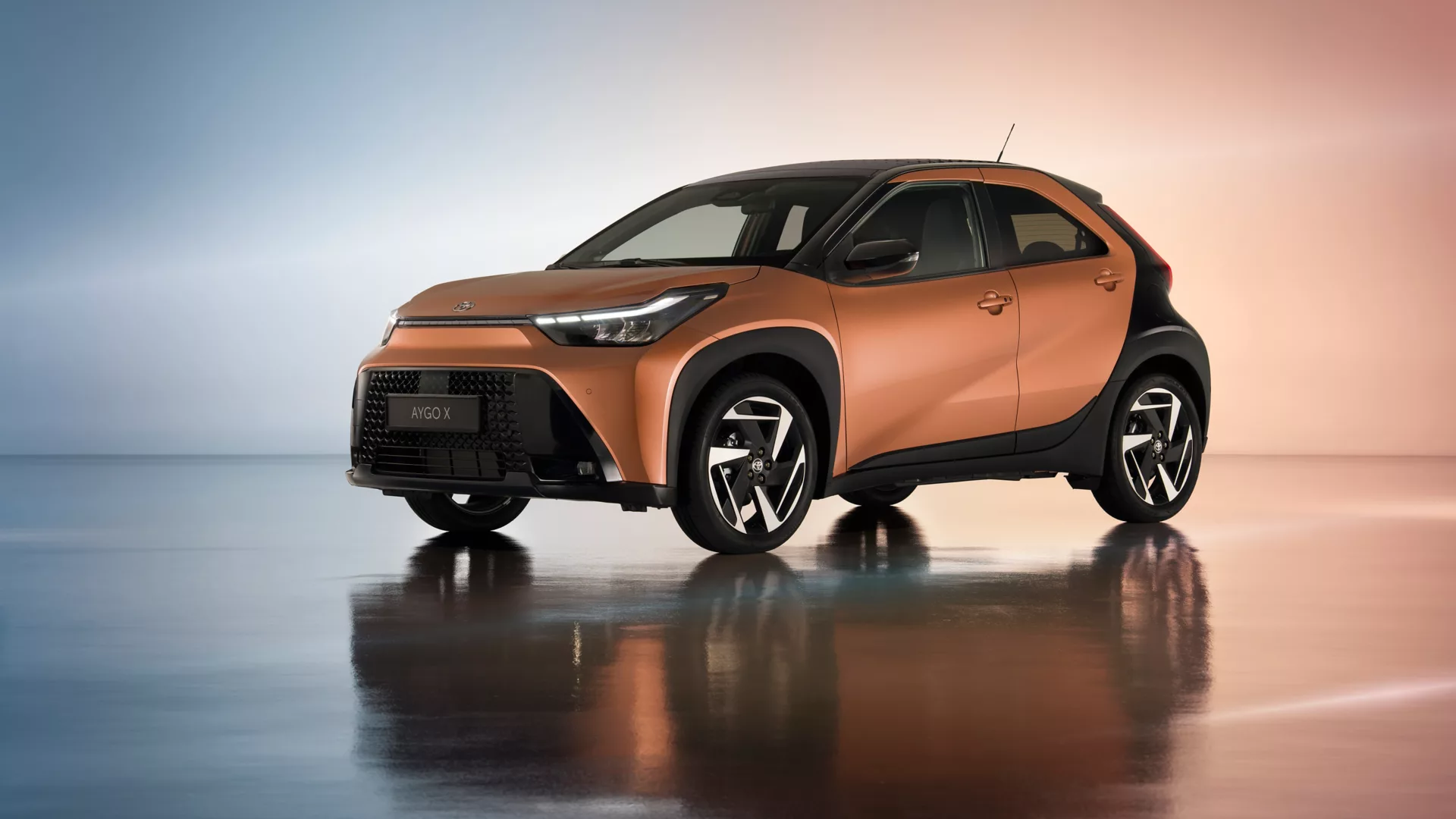 Toyotas kleinstes Hybridmodell geht in Produktion